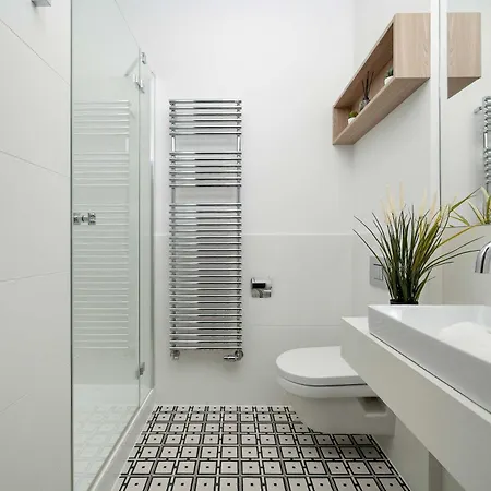 Piekarnia Modern With A Balcony And A Workspace By Renters * Βρότσλαβ